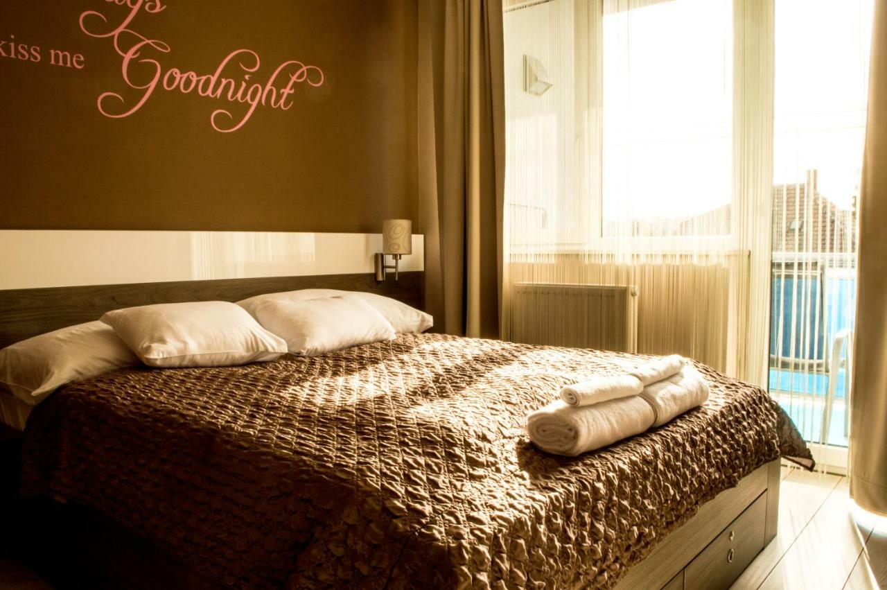 Platina Apartman Apartment Sárvár Екстериор снимка